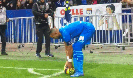 力压西部群星！一周封神！掘金新人值多少？