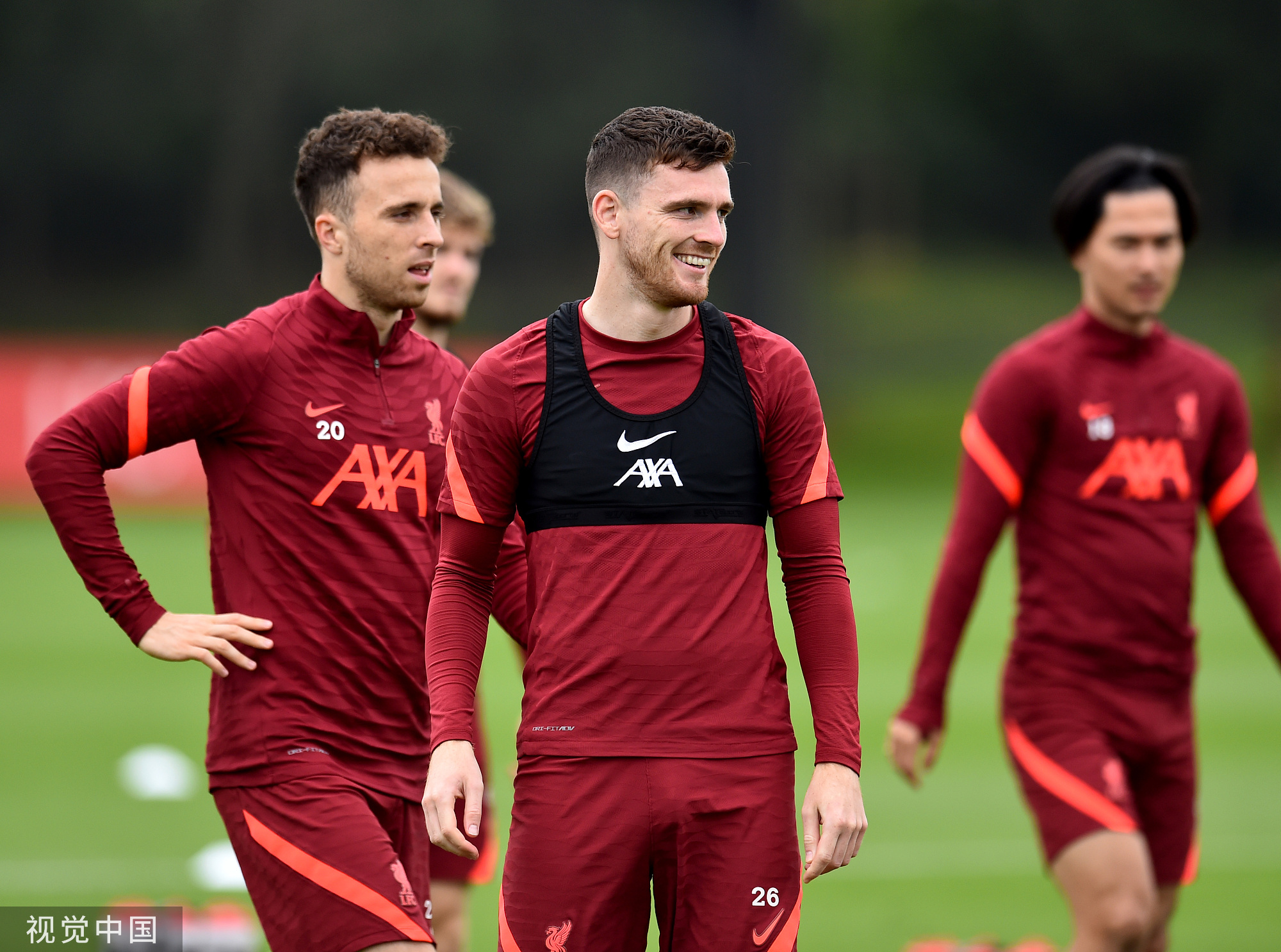 爆冷，1.6秒3分压哨绝杀，布克带领太阳队108-105战胜雷霆队