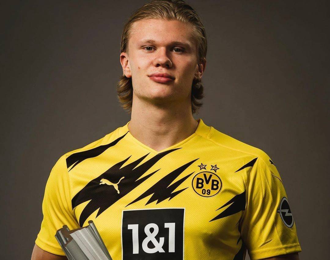 邂逅青梅竹马蒂法？ 《FF7EC》愚人节校园企划实装