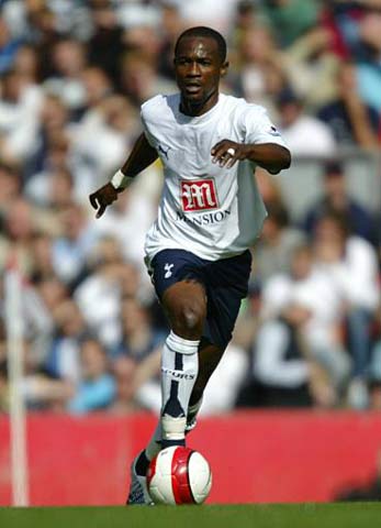 [中超]狂攻不下 山东泰山战平青岛海牛